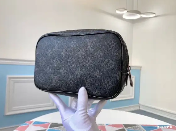 POUCH PM TOILETRY LOUIS VUITTON 0630